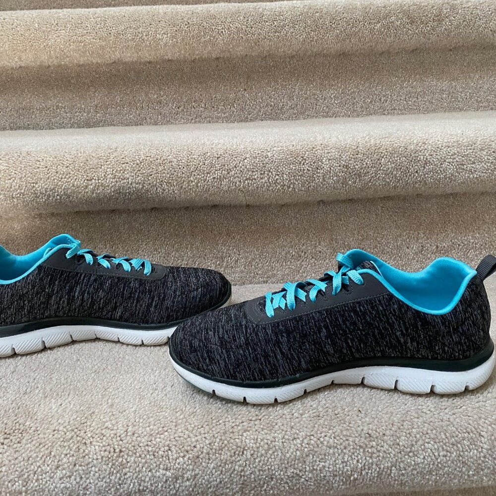 Skechers Flex Apeal 2.0 Women's 7.5 Wide Cooled Memory Foam  Sneaker  School - Picture 5 of 10